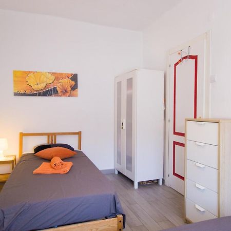 Bollywood Style Apartment Málaga Extérieur photo
