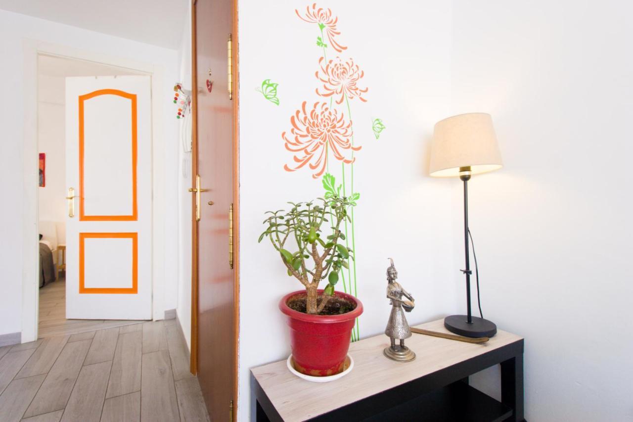 Bollywood Style Apartment Málaga Extérieur photo